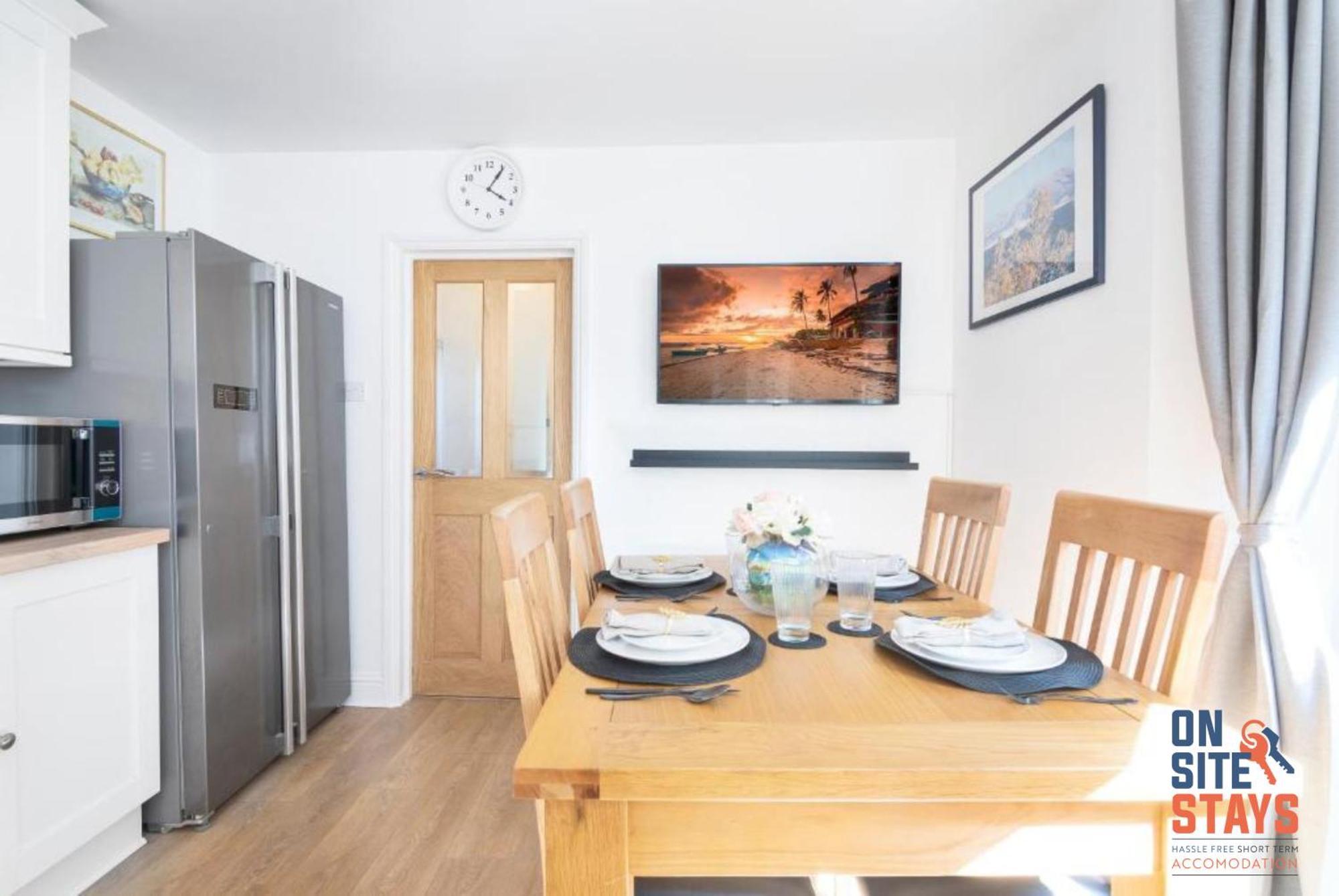 Onsitestays - Tranquil 2 Bedroom Apartment With Large Kitchen, Private Garden Near Wimbledon Station Londra Esterno foto
